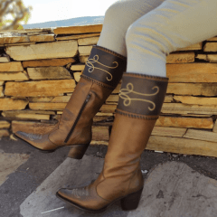 Bota Texana Bico Fino Pinhão Bordado