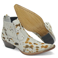  Botina Bico Fino Masculino em Couro de Pêlo Marrom